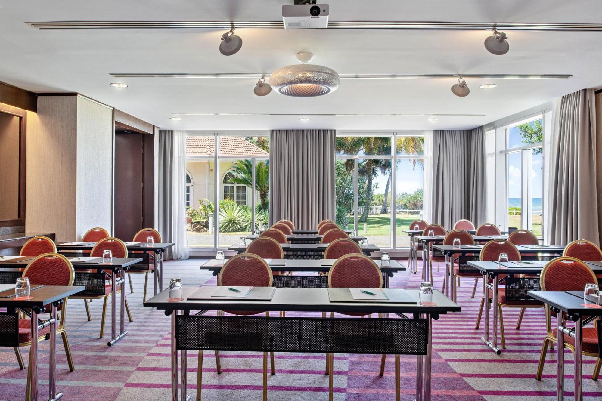 Le Meridien Noumea Resort & Spa Bagian luar foto